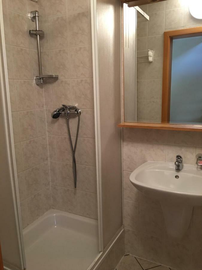 J&M Privat Apartment Zavazna Poruba ภายนอก รูปภาพ