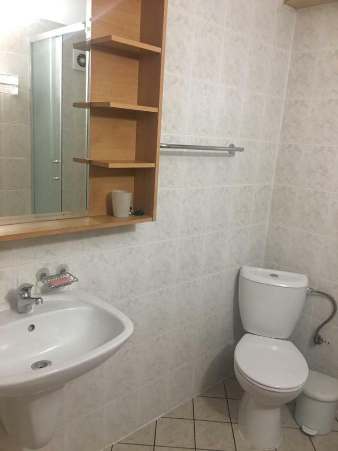 J&M Privat Apartment Zavazna Poruba ภายนอก รูปภาพ