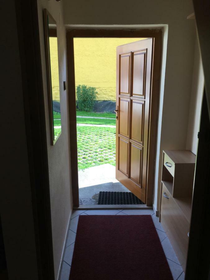 J&M Privat Apartment Zavazna Poruba ภายนอก รูปภาพ